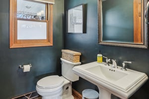 Richie Rd-S0404-036.jpg