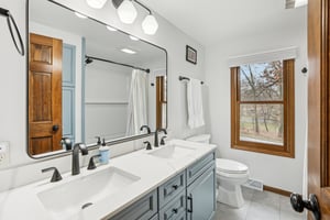 Richie Rd-S0404-043.jpg