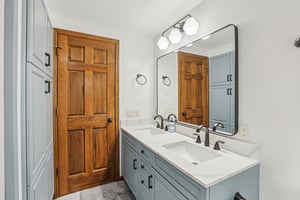 Richie Rd-S0404-045.jpg