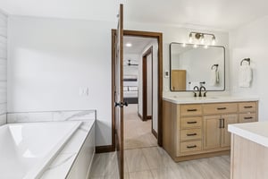 Richie Rd-S0404-054.jpg