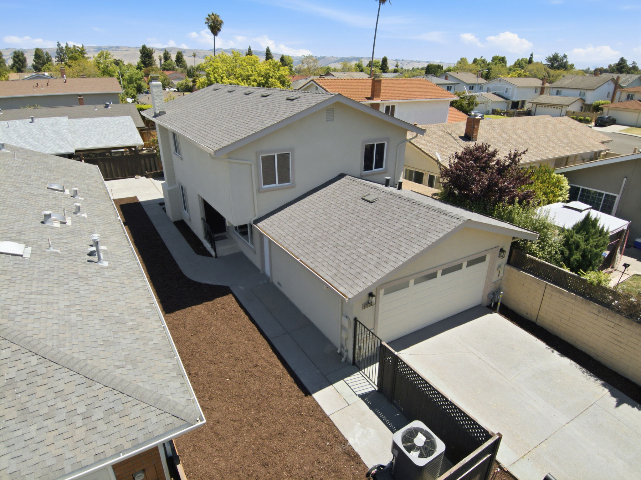 005_F8_AERIAL_36088 Salisbury Dr