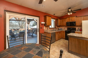 08-Dining Room