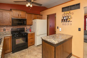 11-Kitchen