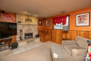 20-Family Room