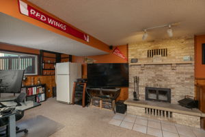 23-Family Room