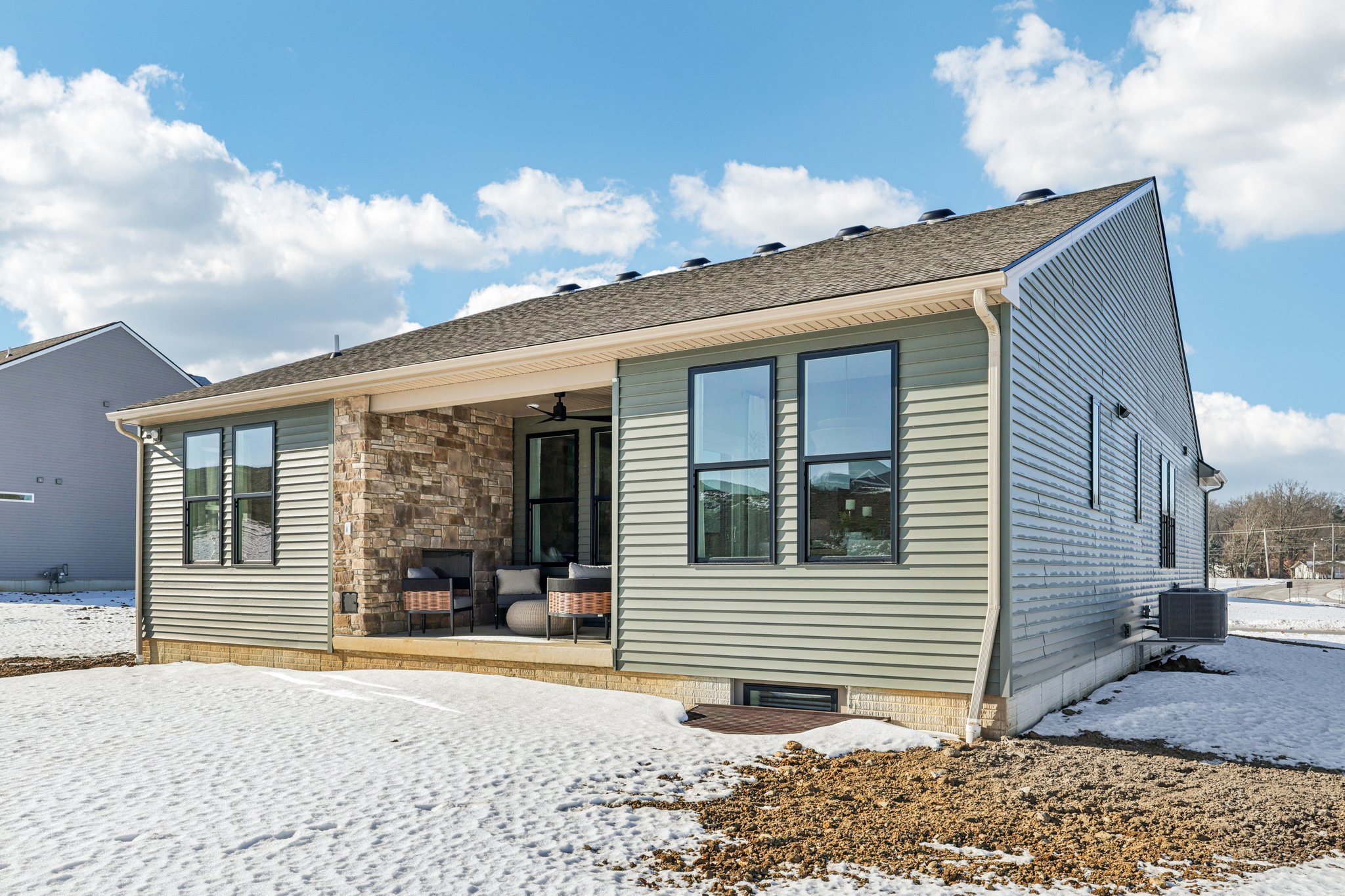 Great Windsor Ln-S1402-070.jpg