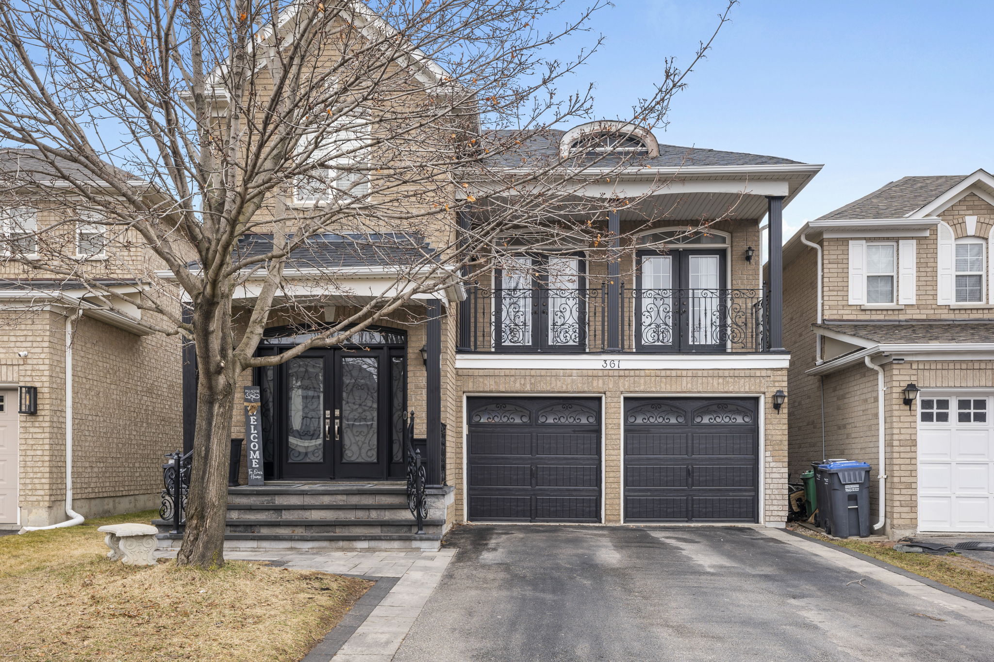 361 Edenbrook Hill Dr Brampton, ON L7A 2N4