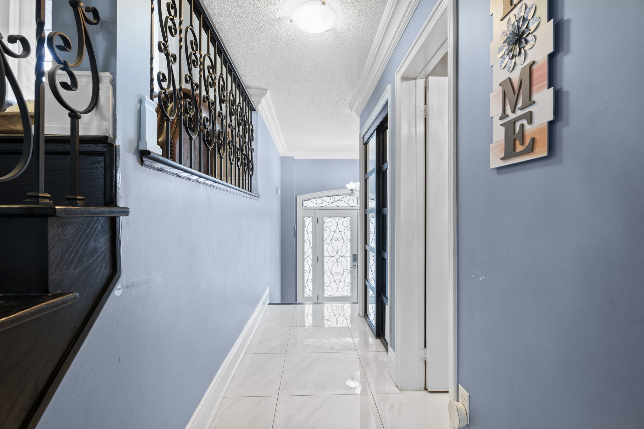 361 Edenbrook Hill Dr Brampton, ON L7A 2N4