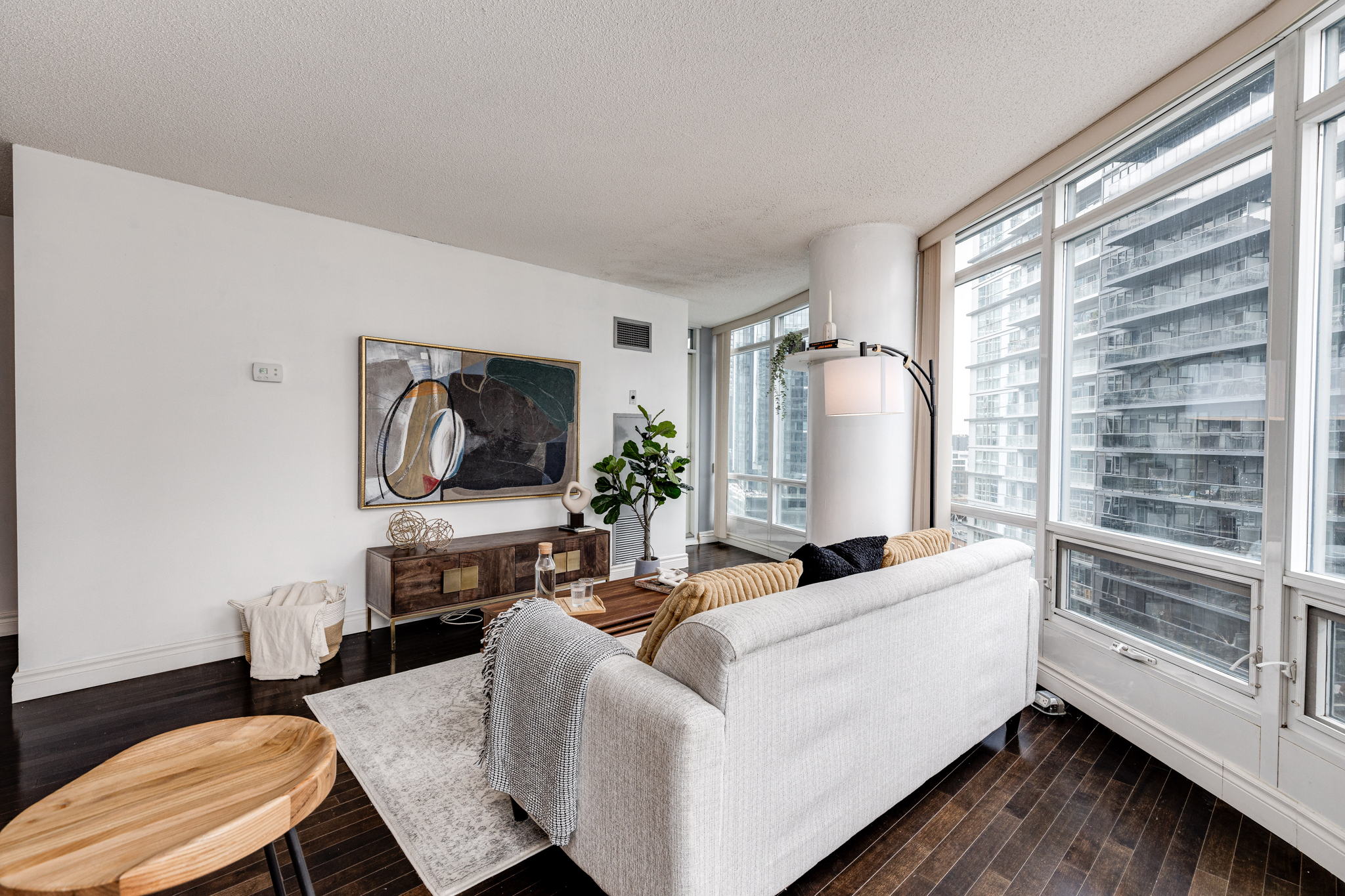 Toronto property showcase — delivered property photograph 10