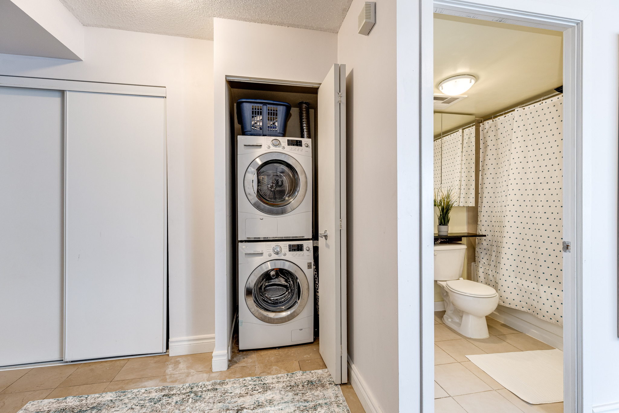 Toronto property showcase — delivered property photograph 21