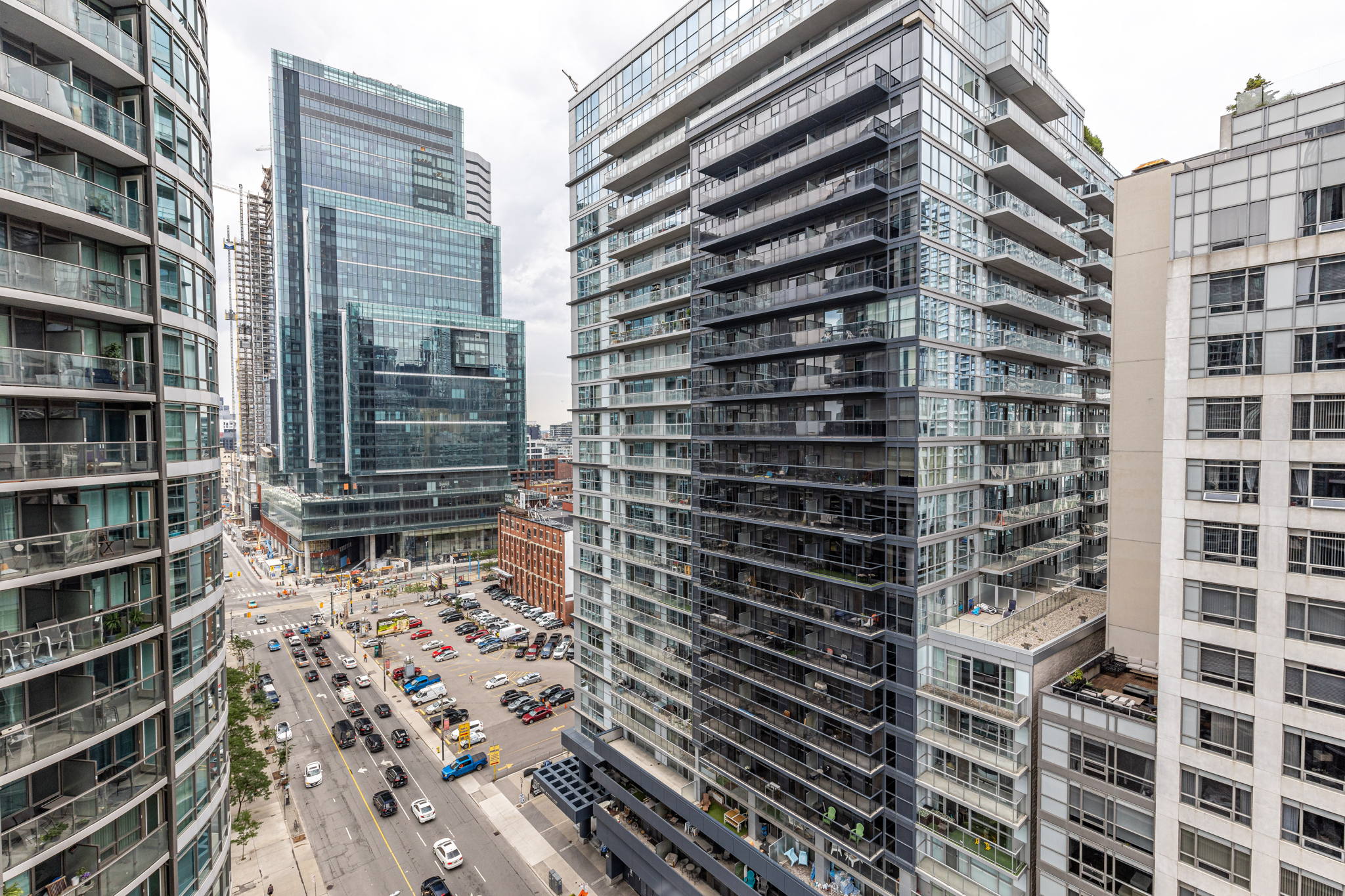 Toronto property showcase — delivered property photograph 23