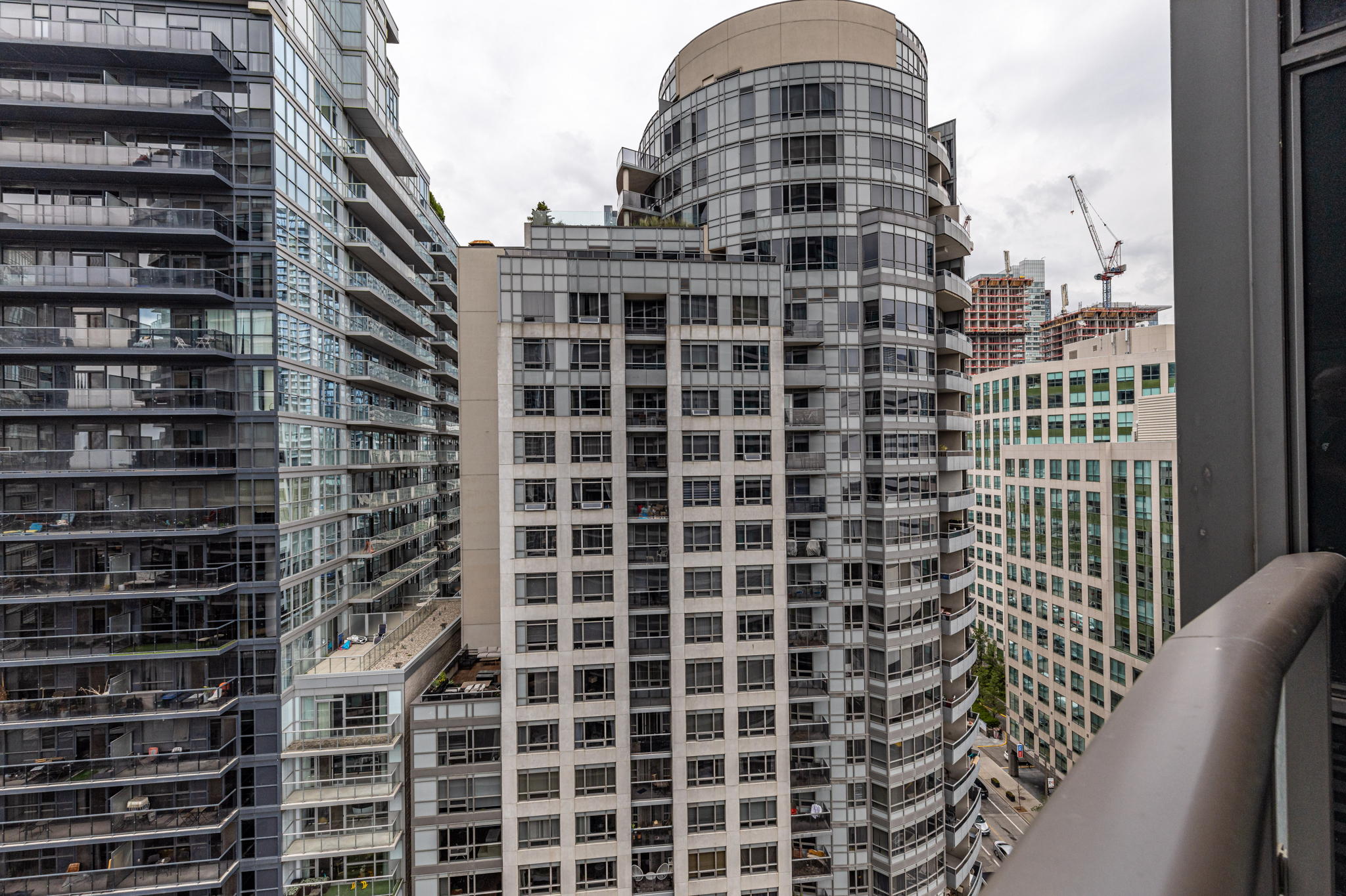 Toronto property showcase — delivered property photograph 25