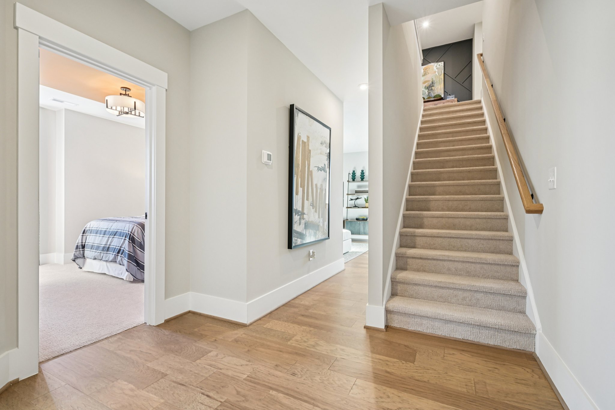 Murray Grey Ln-S1811-052.jpg