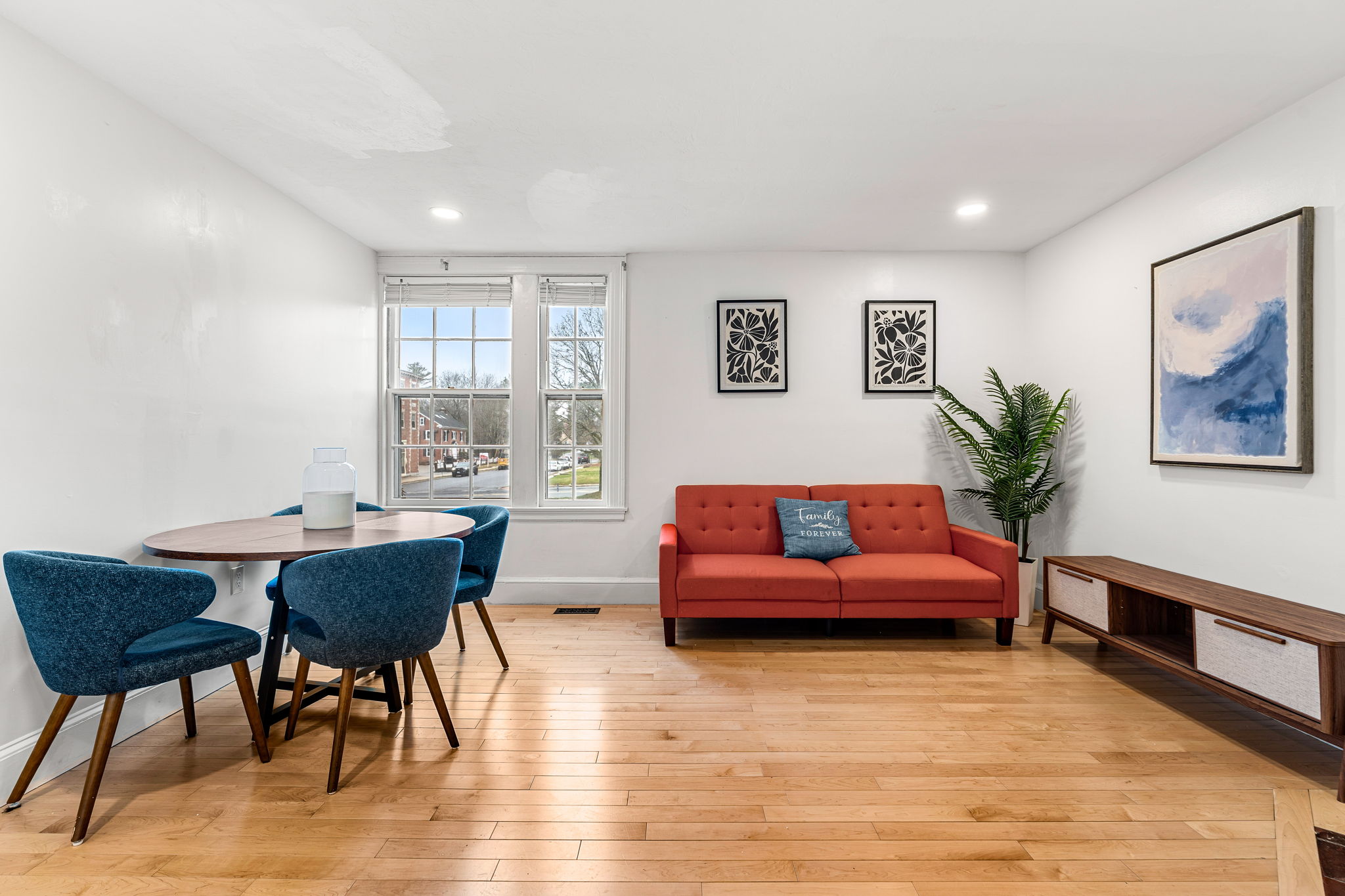 361 N Main St, Andover, MA 01810, USA Photo 6