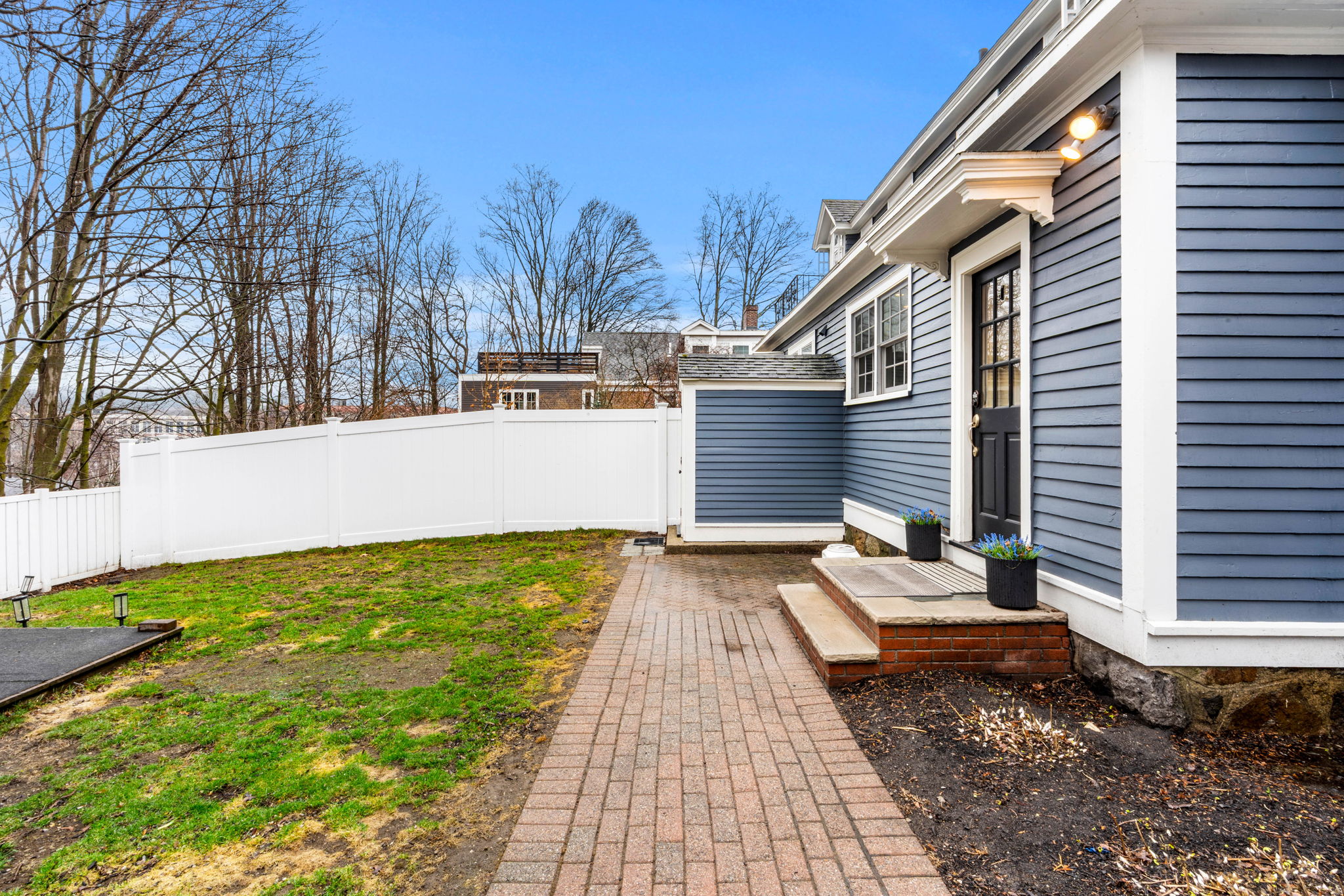 361 N Main St, Andover, MA 01810, USA Photo 2