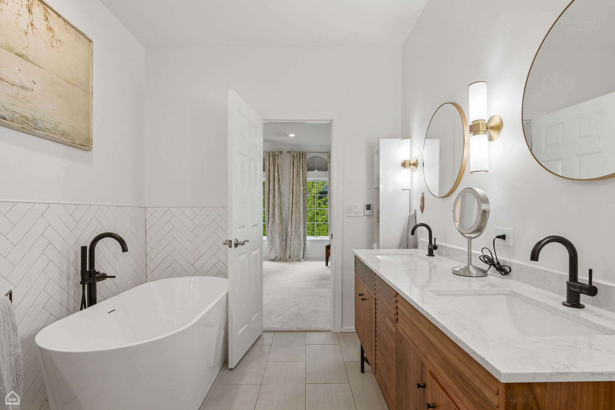 361 W Superior St - Klopas_027