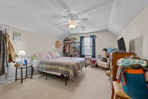  Photo 38