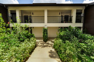 Front Exterior6