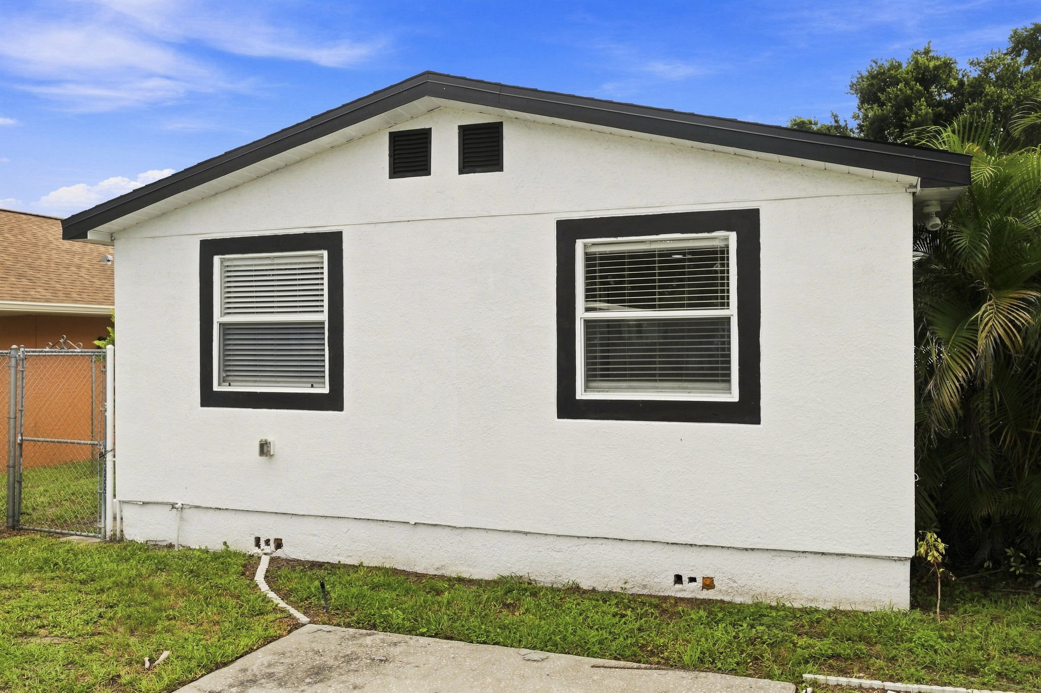 Exteriors (3)