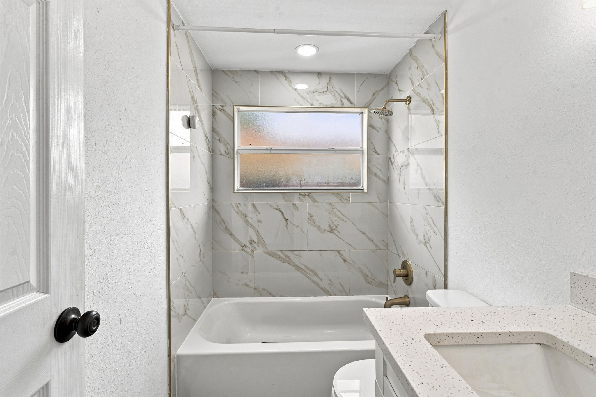 Interiors (14)