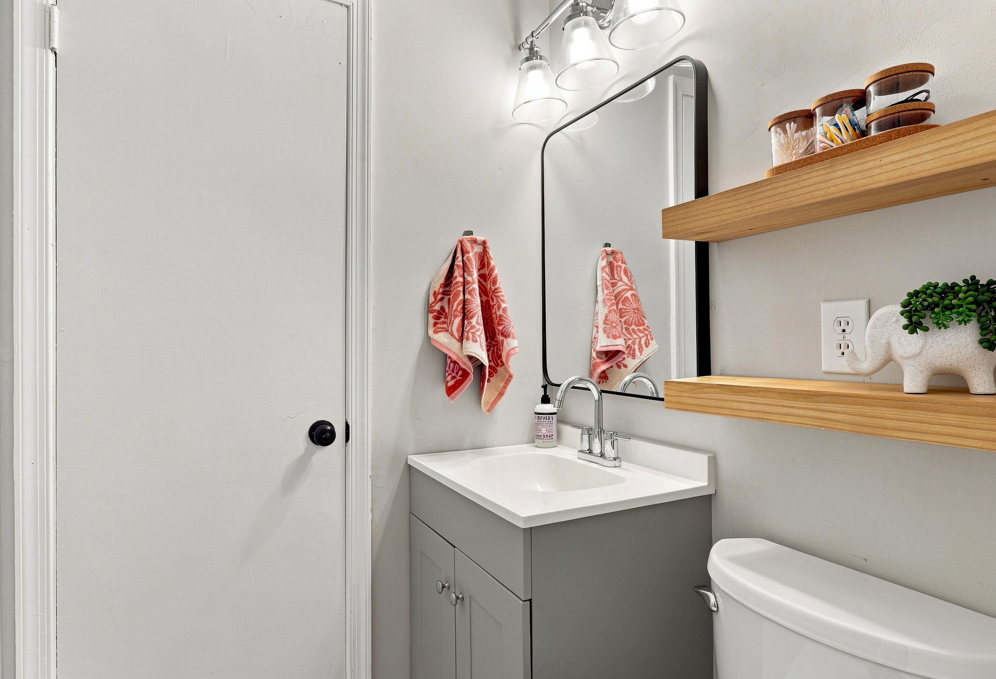 16-Primary Bath