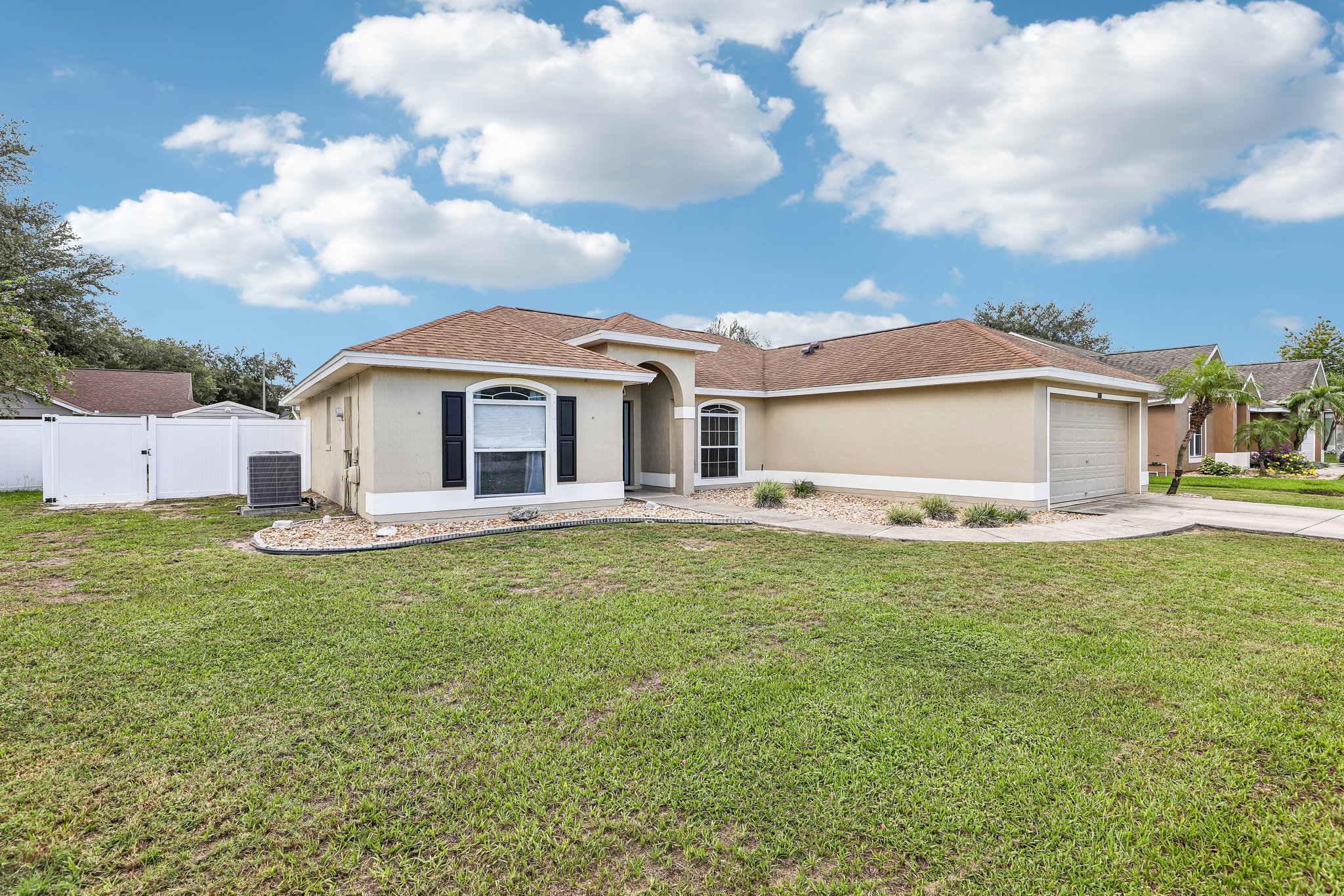 Windy Meadow Dr-S0109-002.jpg