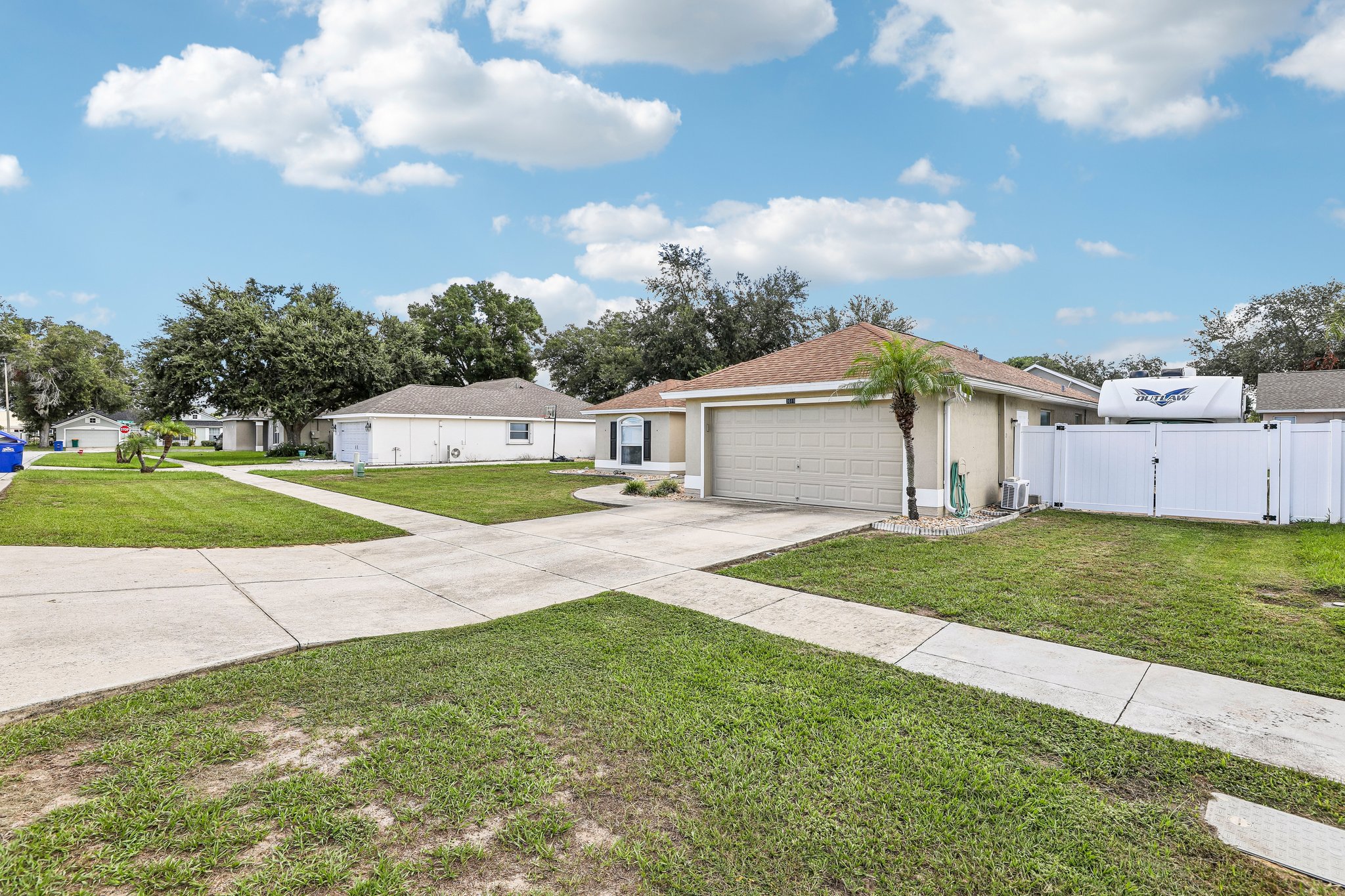 Windy Meadow Dr-S0109-003.jpg