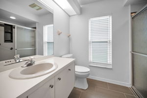 Bathroom2