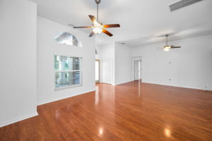 Dining Room3