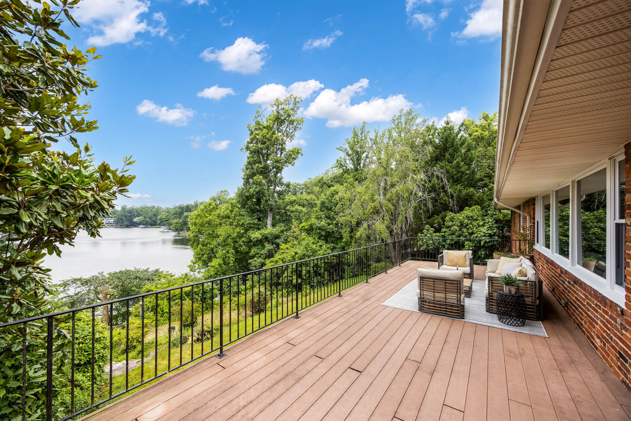 Deck w/fab views, overlooks spacious backyard