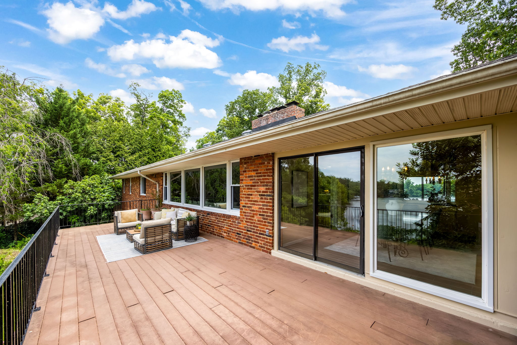 Deck w/fab views, overlooks terraced backyard