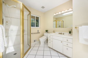 Upper level Primary Bath