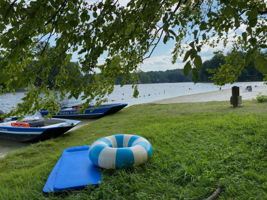 Lake Barcroft - swimming, boating, fishing + more!