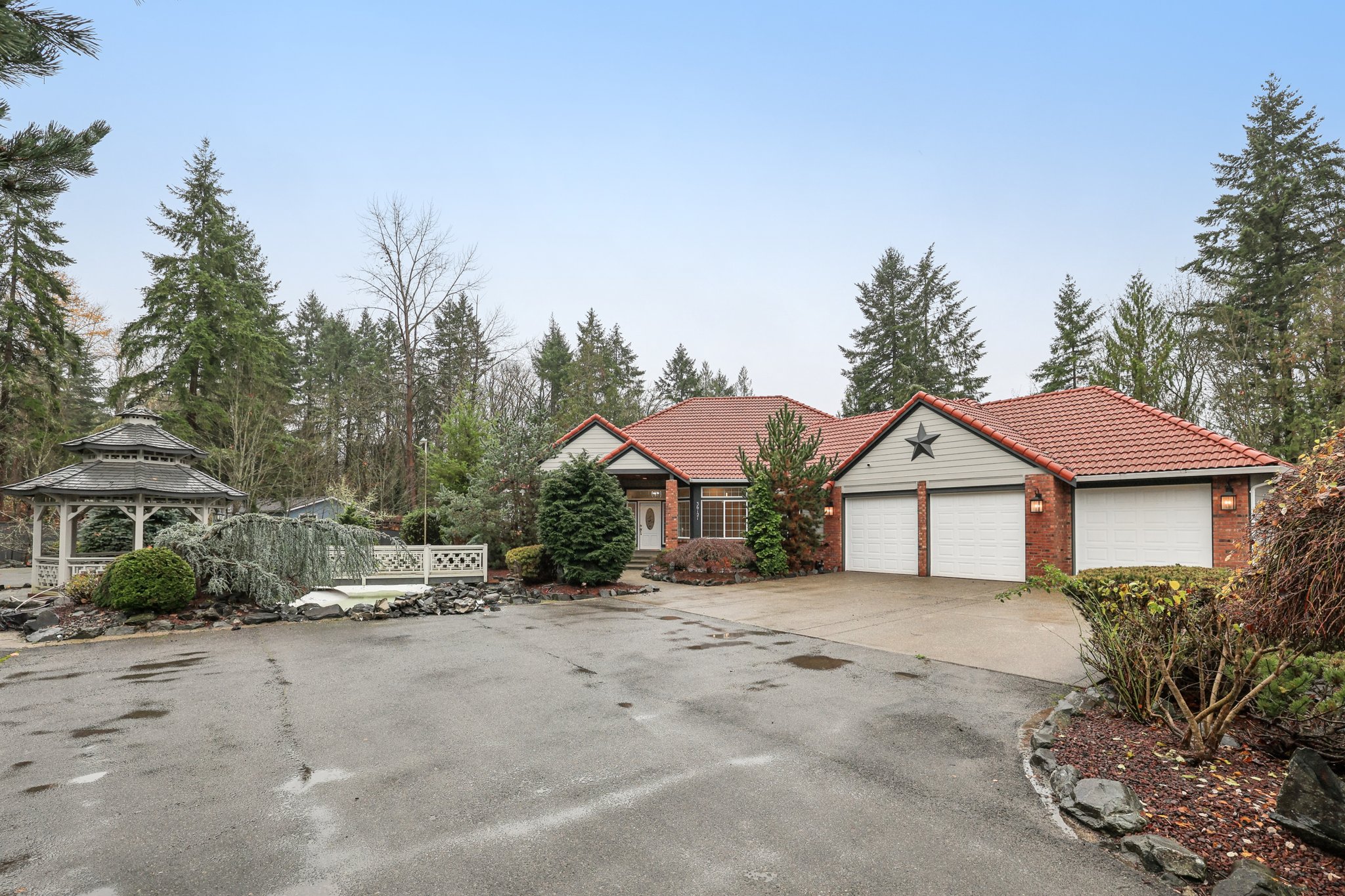 79th Ave-S0612-004.jpg