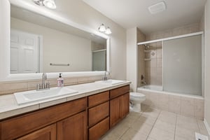 79th Ave-S0612-030.jpg