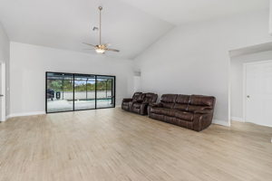 3613 39th St SW, Lehigh Acres, FL 33976, USA Photo 10