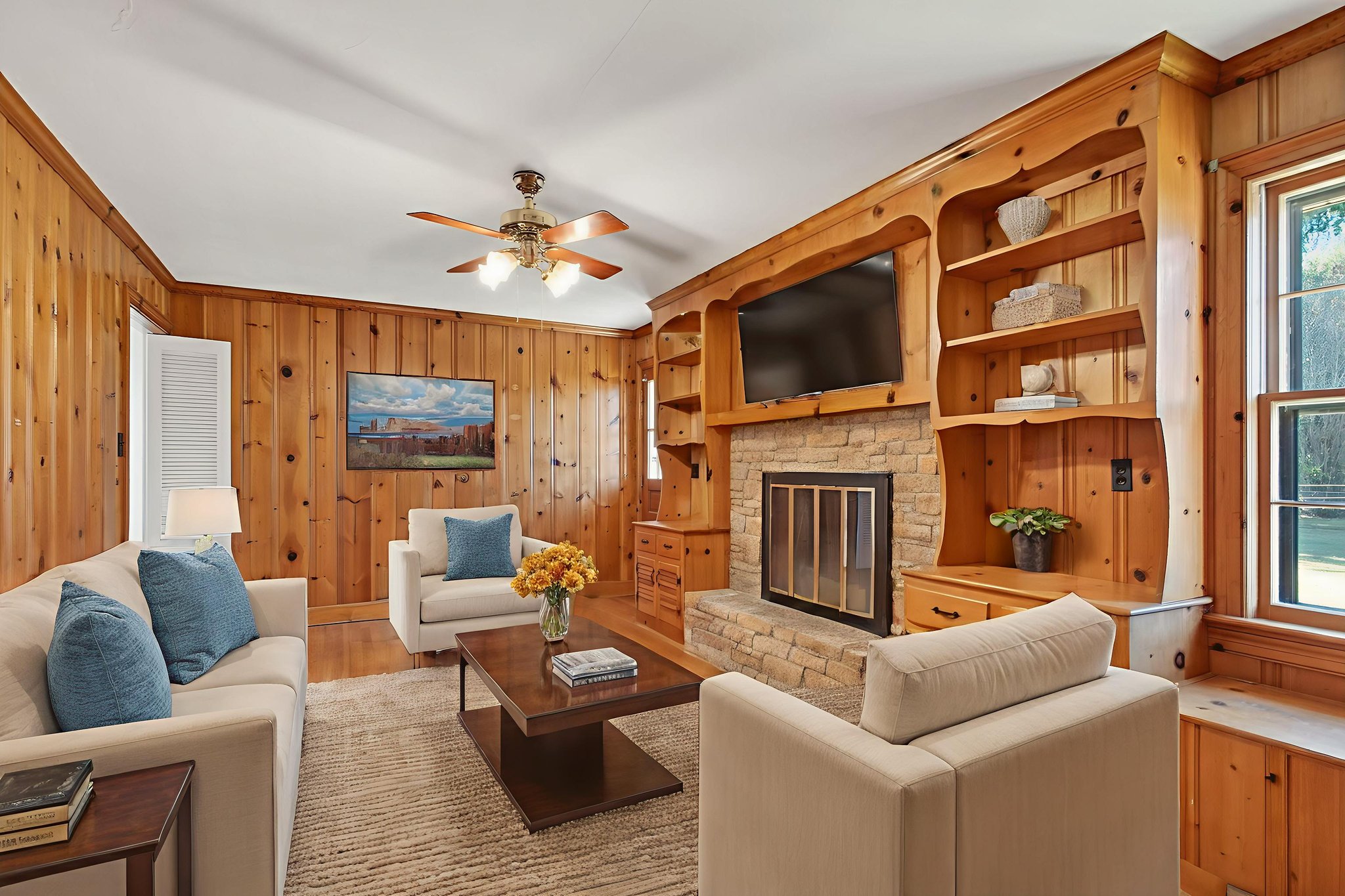 020A8372 virtually staged.jpeg