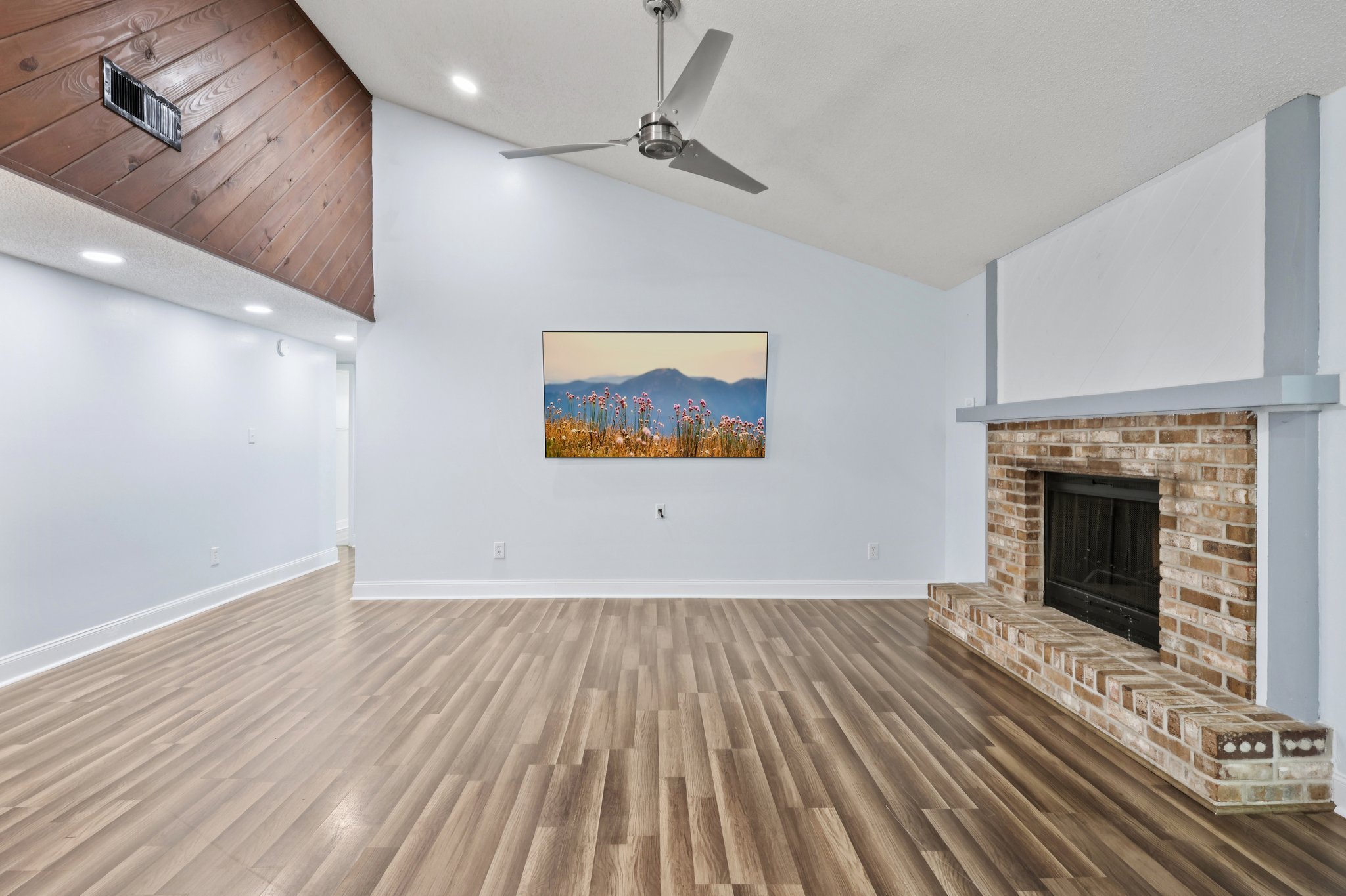 - 3613 Coppertree Cir-L0505-004.jpg
