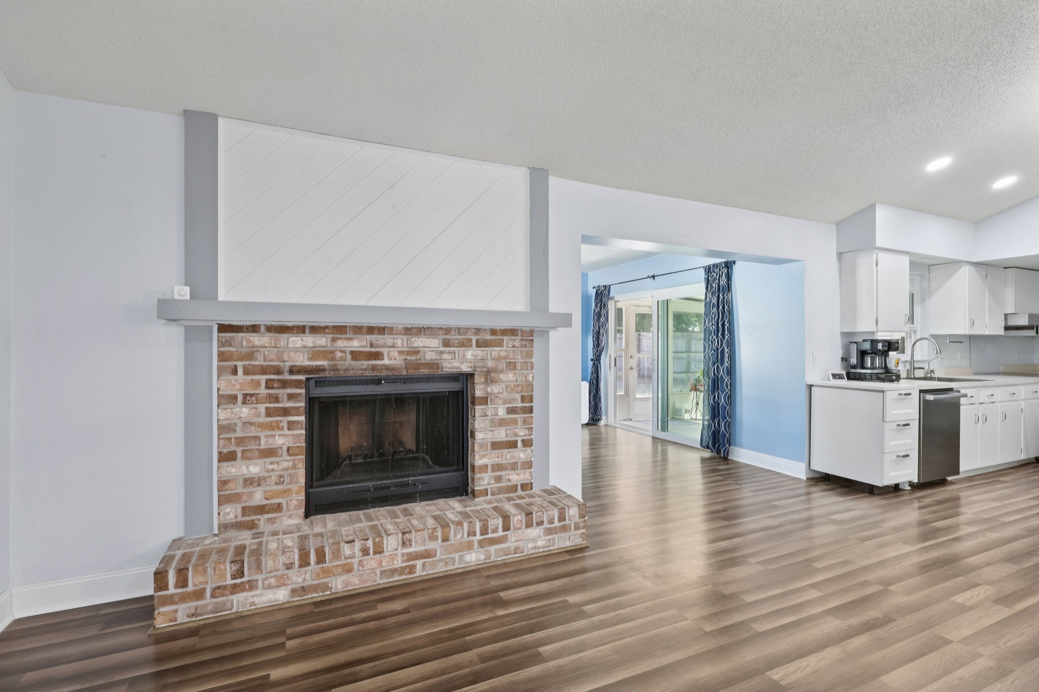 - 3613 Coppertree Cir-L0505-006.jpg