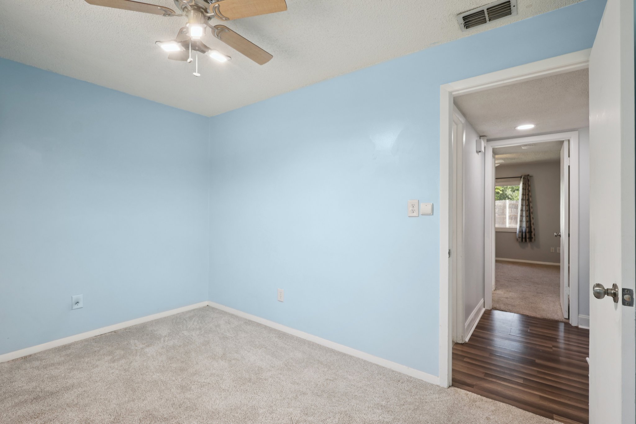 - 3613 Coppertree Cir-L0505-020.jpg