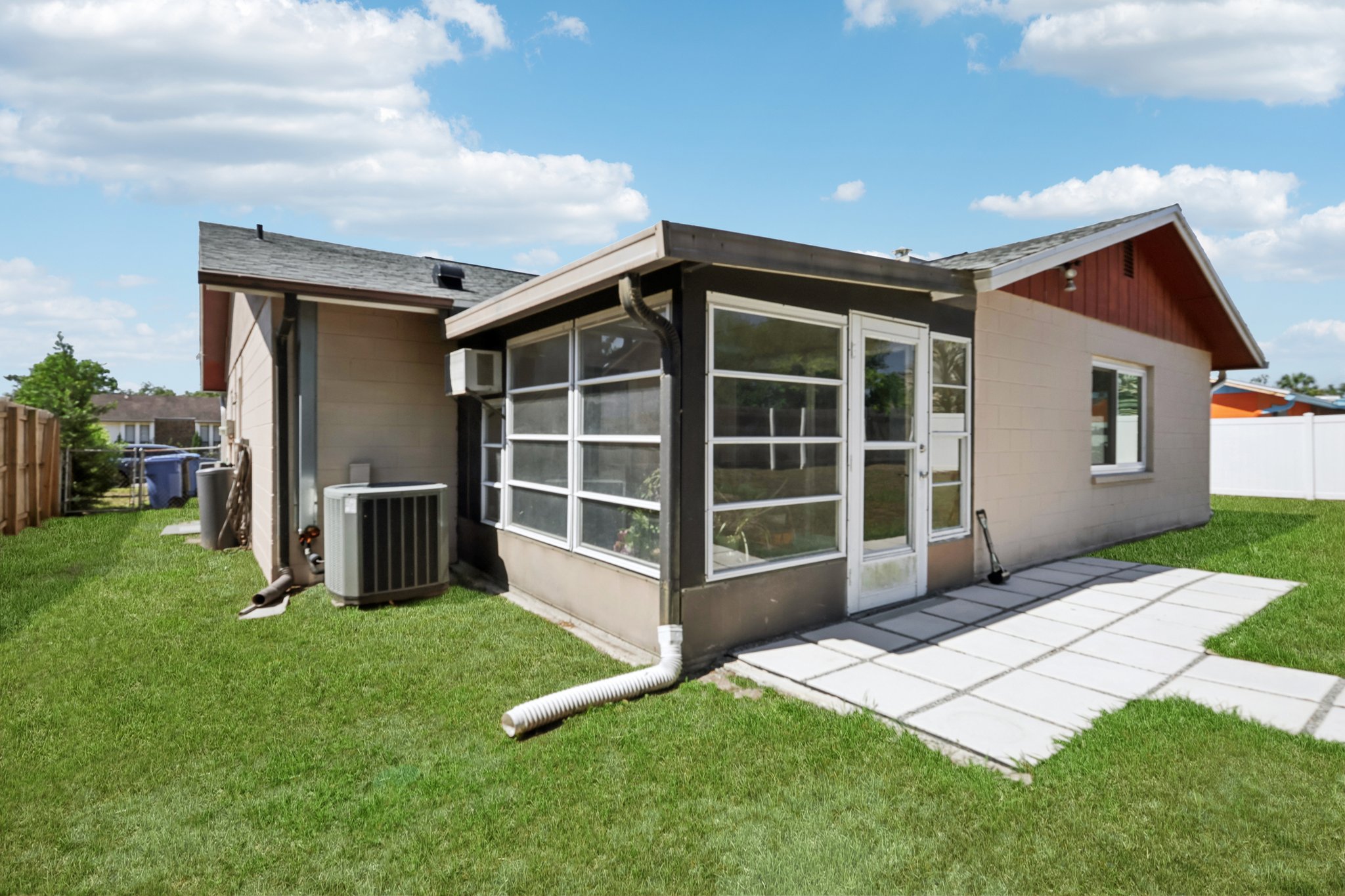 - 3613 Coppertree Cir-L0505-036.jpg