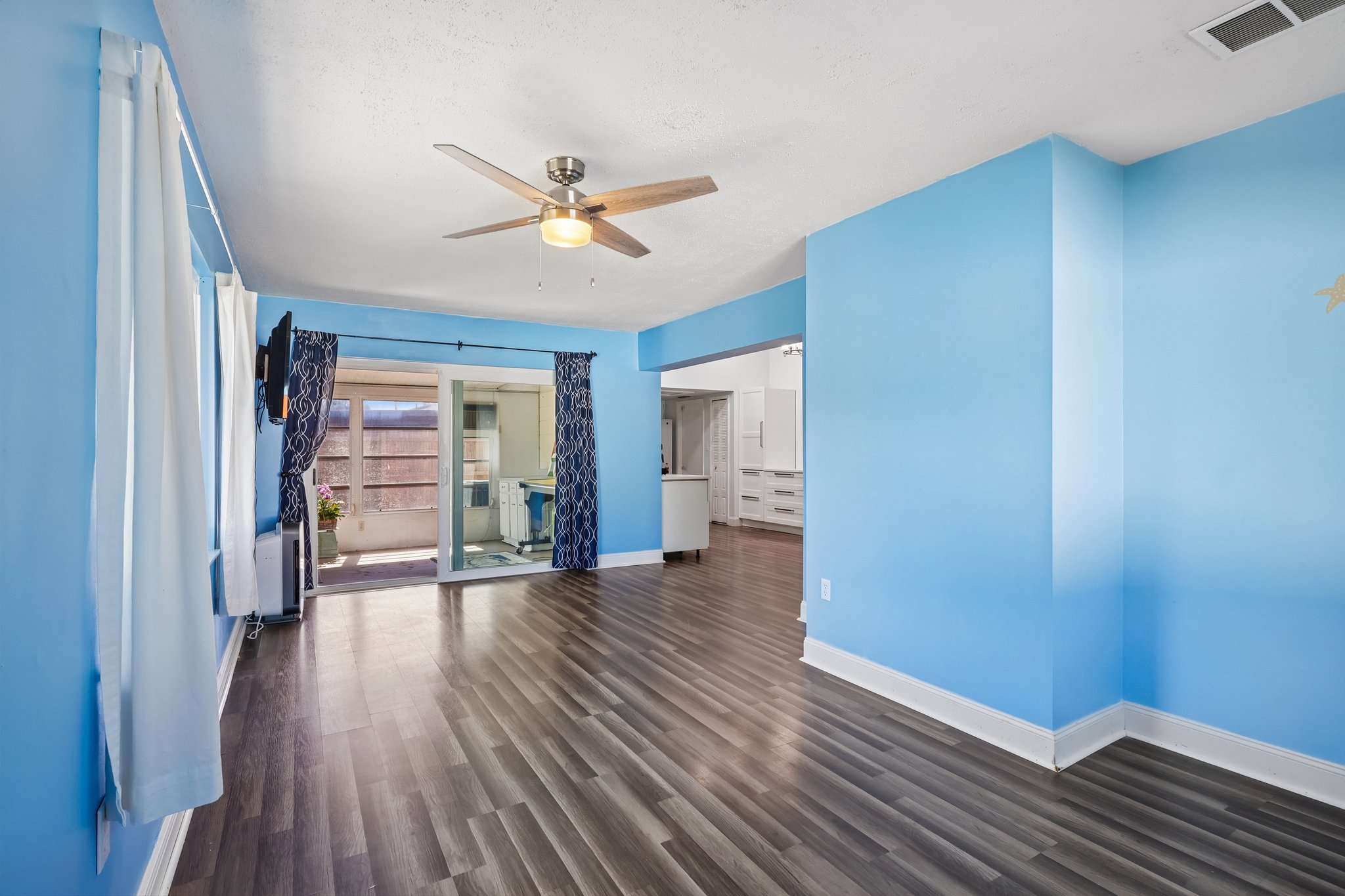 - 3613 Coppertree Cir-S0505-003.jpg