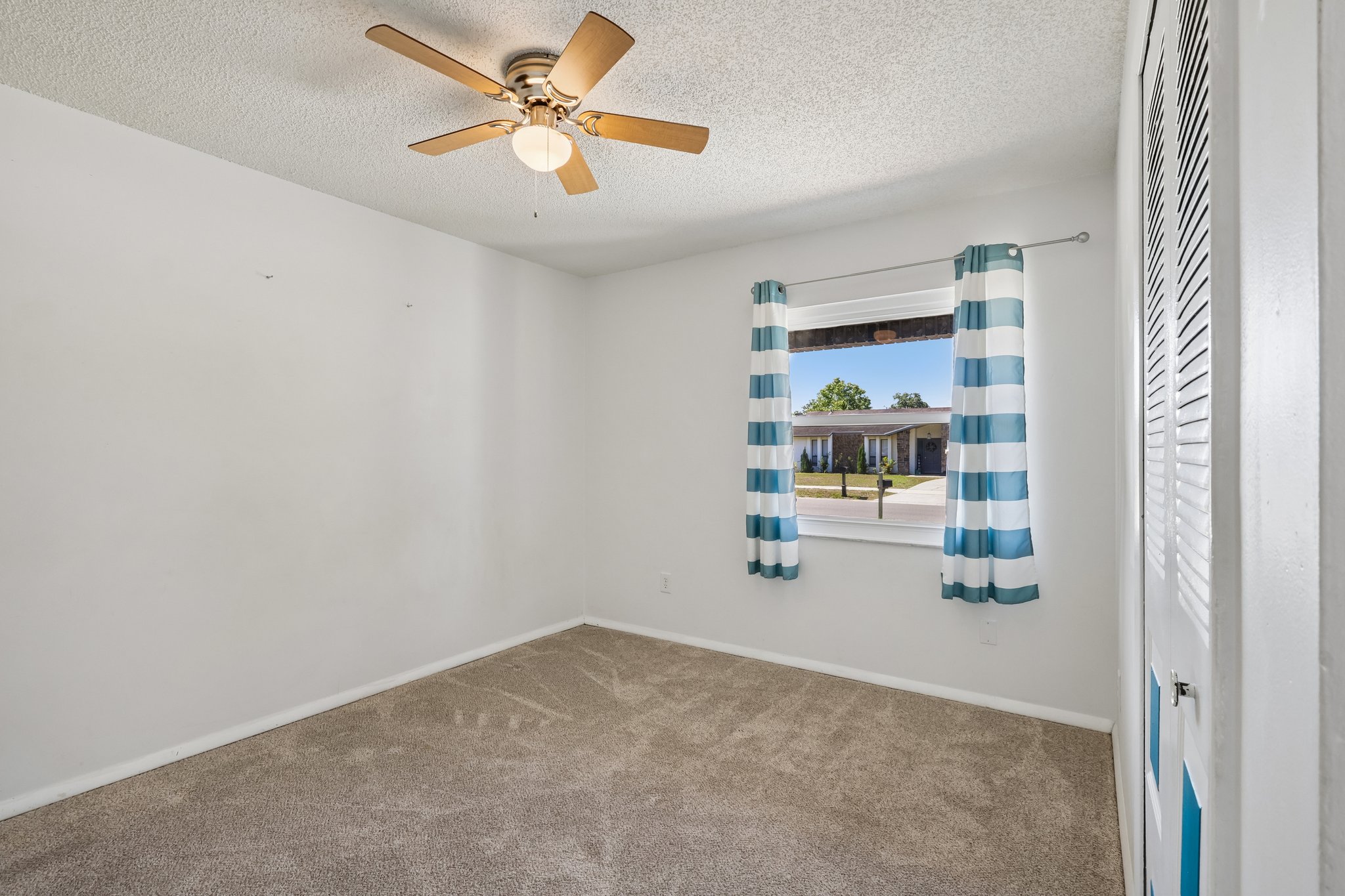 - 3613 Coppertree Cir-S0505-027.jpg