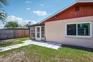- 3613 Coppertree Cir-S0505-035.jpg