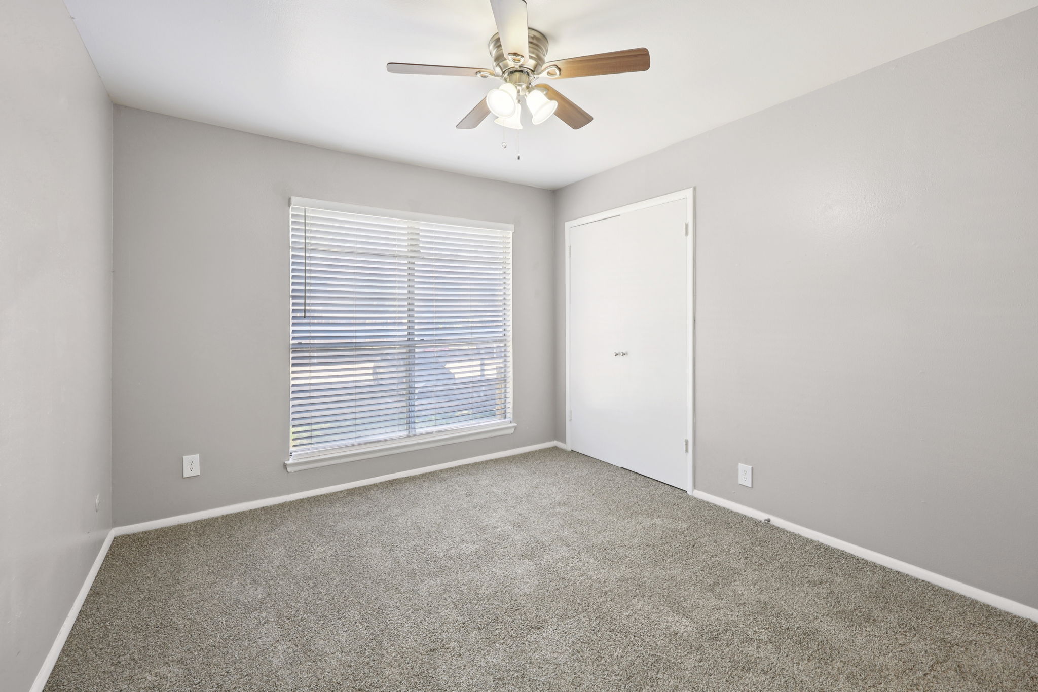 Dexter Ave - Unit B23 - 014