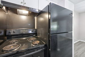 Dexter Ave - Unit B23 - 010