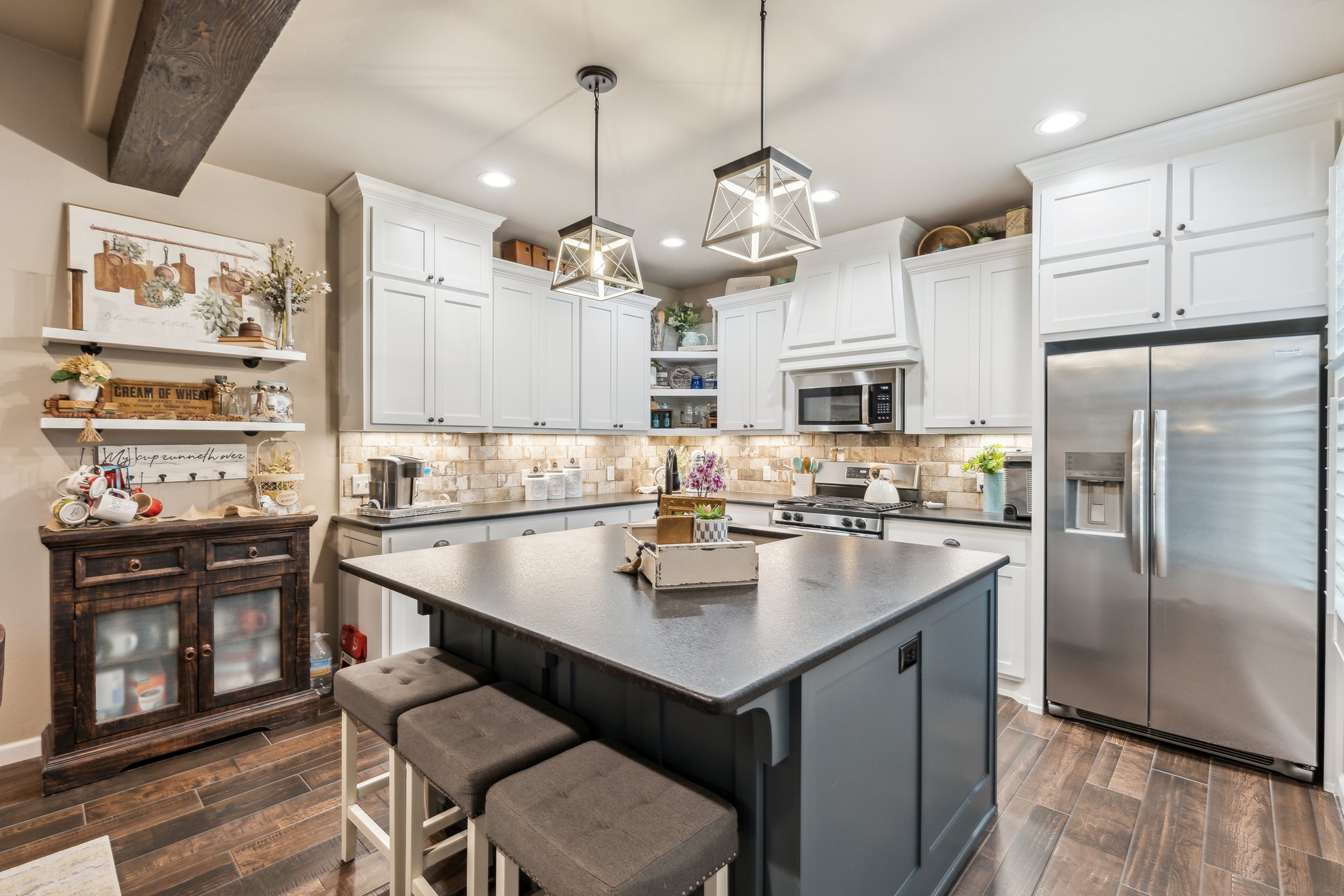 3613 Sagebrush Pl_010.jpg