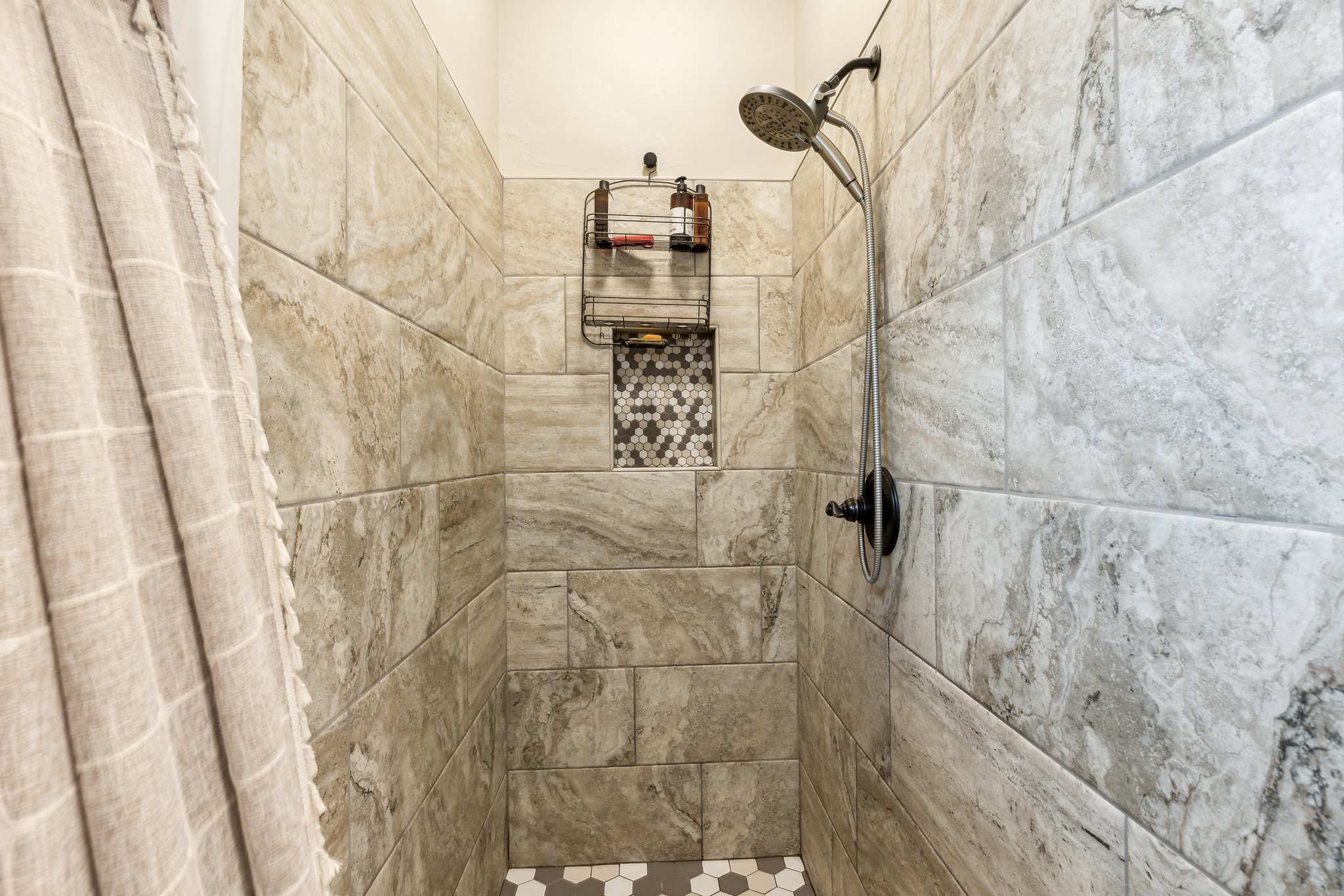 3613 Sagebrush Pl_024.jpg