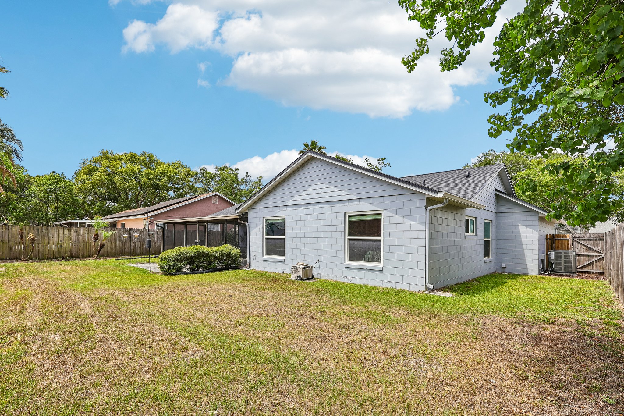 Stonehaven Ct-S0605-034.jpg