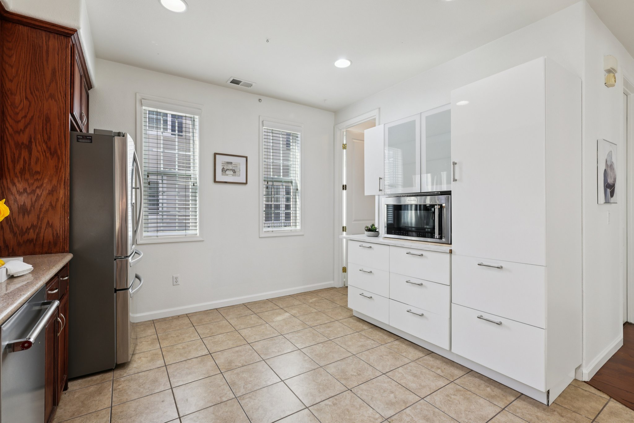 Whitworth Dr-S3003-015.jpg